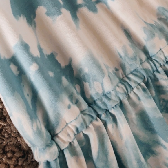 2 girls blue and tye die dresses 👗 - Picture 3 of 4